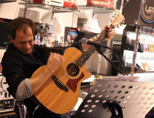 Massimo Priviero presenta il nuovo album con una performance live