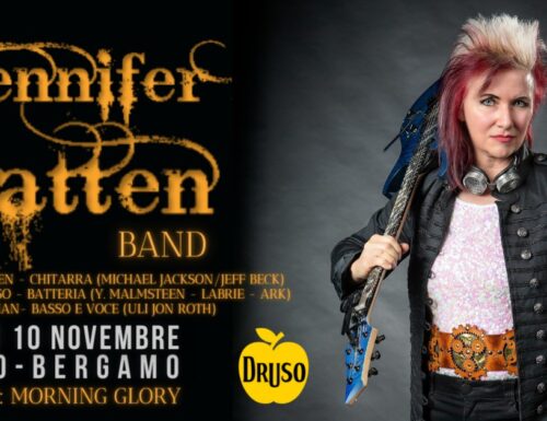 Jennifer Batten in Italia per una serie di concerti esplosivi